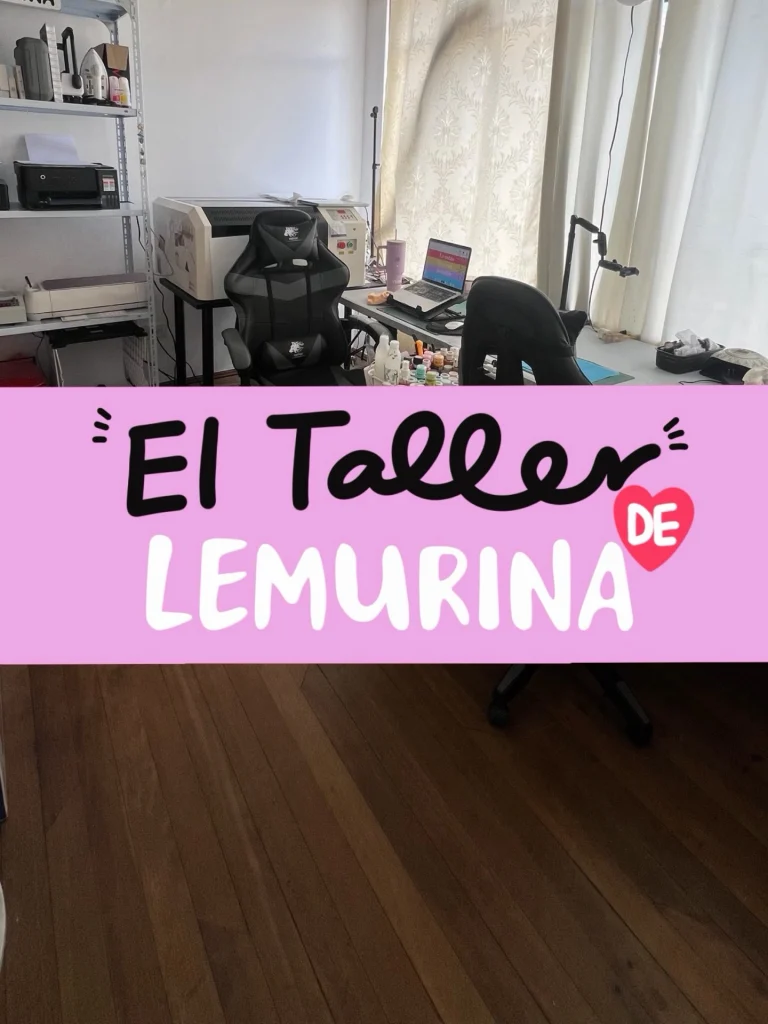 Instagram post from lemurina. This post is in position 0.